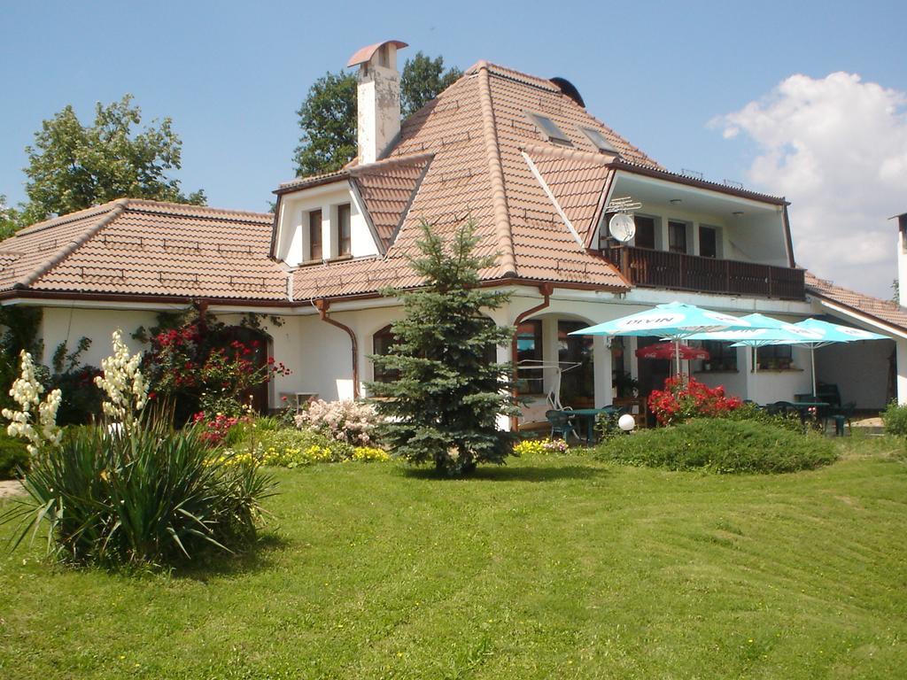 Complex Roden Kray Hotel Vlaychovtsi Exterior foto